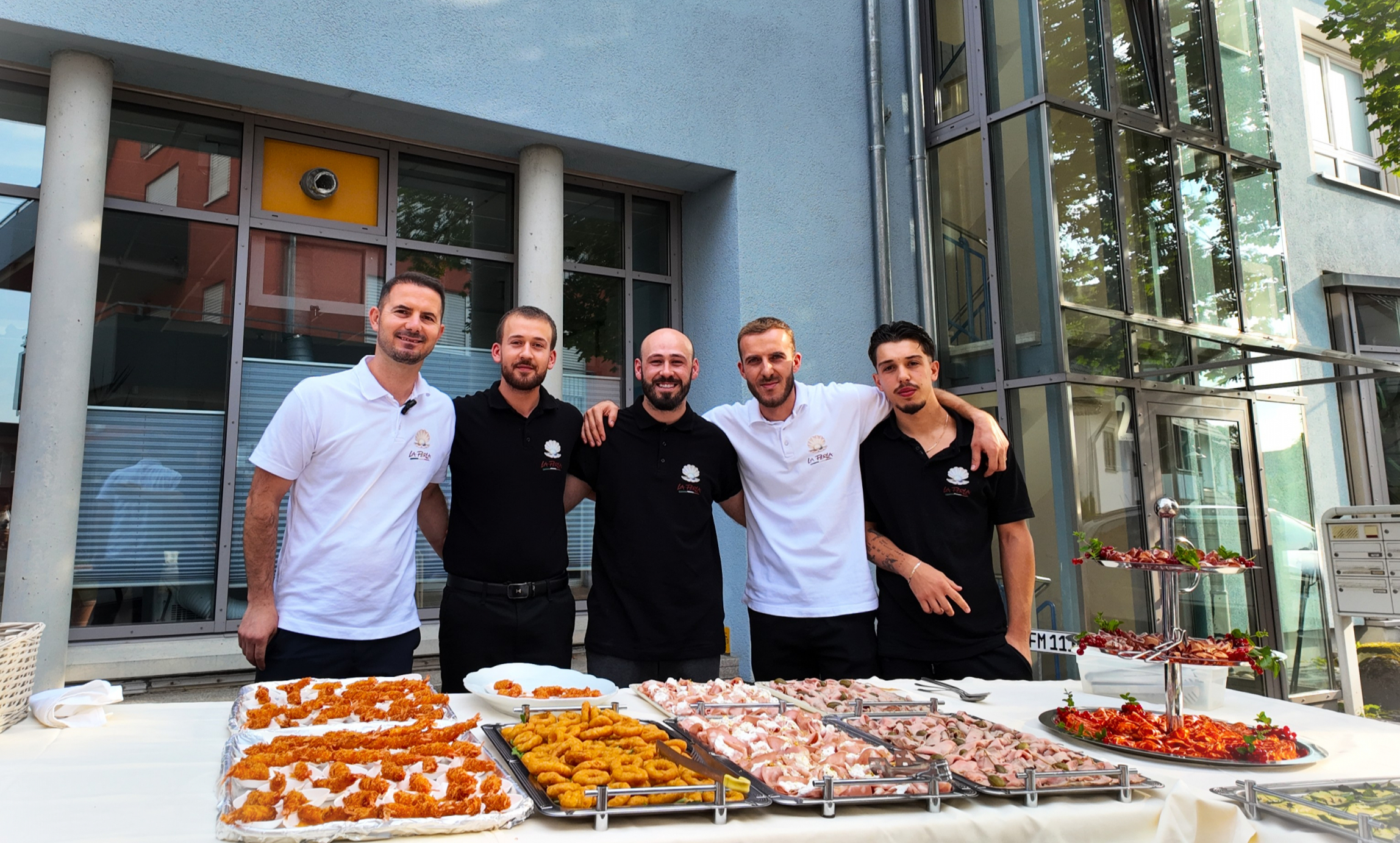 Italienische Spezialitäten bei La Perla Dornhan – frische Küche, Pizza und Pasta.