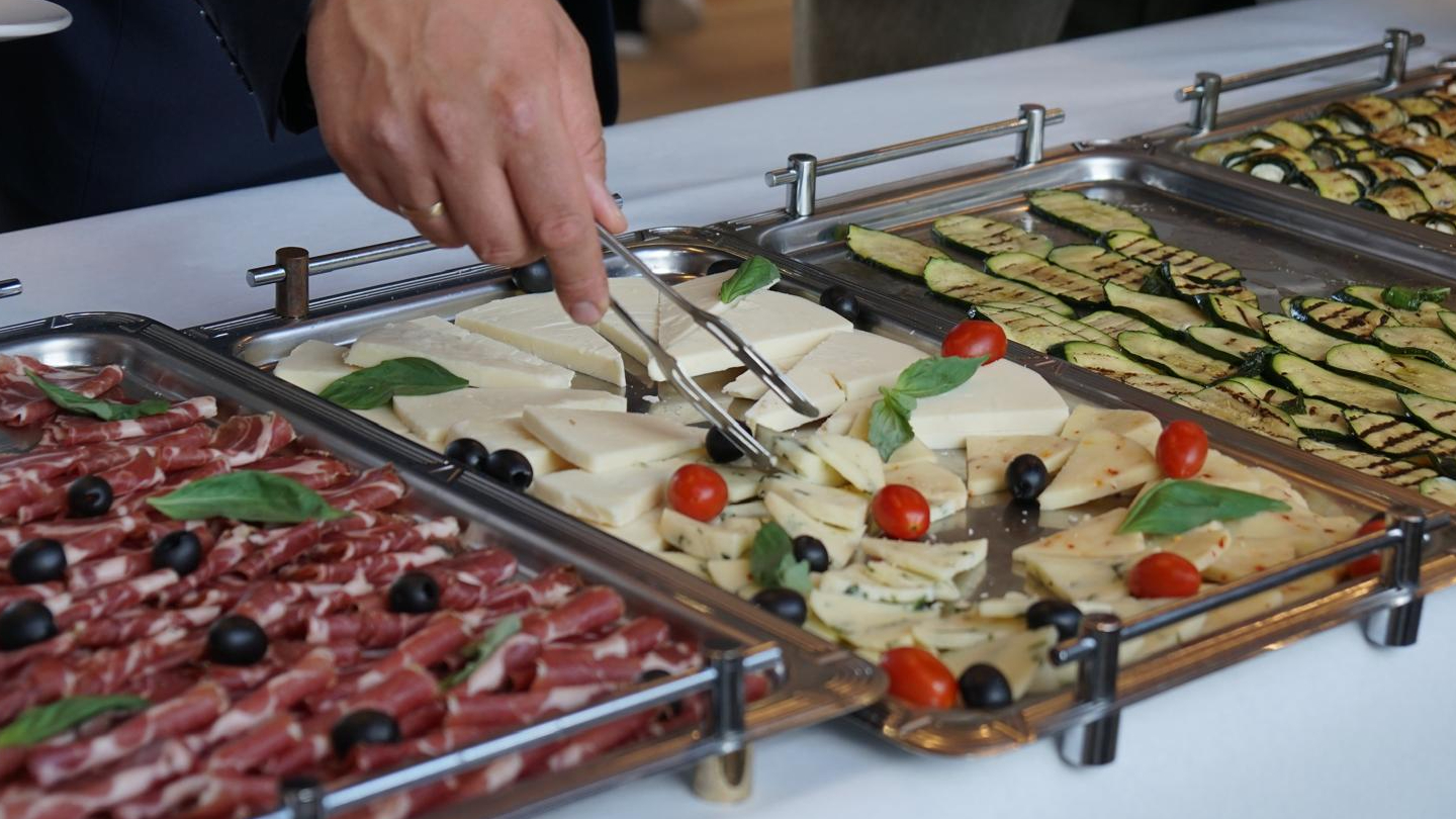 Italienische Spezialitäten bei La Perla Dornhan – frische Küche, Pizza und Pasta.